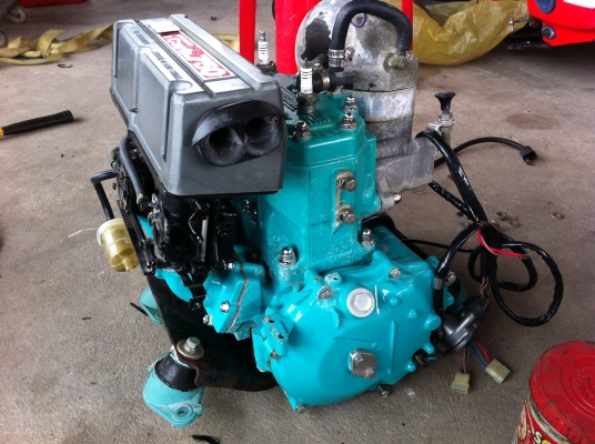 ขายเครื่องเขียว750คาบูคู่ตัวแรงมากๆๆๆ,มีอีก1ตัวคับสีทองรุ่นใหม่650คาบูเดี่ยวคับ