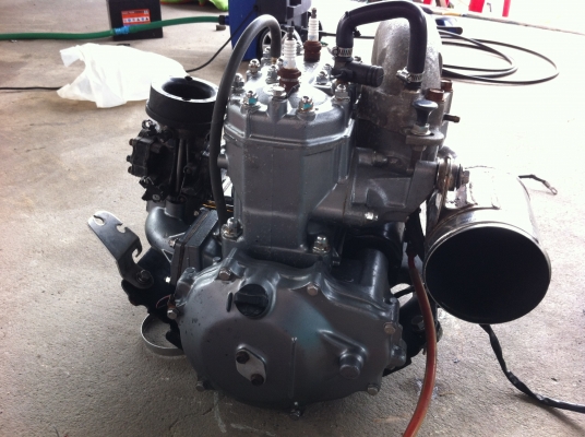 ขายเครื่องเขียว750คาบูคู่ตัวแรงมากๆๆๆ,มีอีก1ตัวคับสีทองรุ่นใหม่650คาบูเดี่ยวคับ