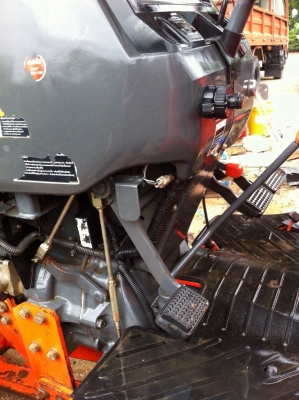 ขายkubota L4508 Di พร้อมดันหน้าตราช้าง เล่มทะเบียน 265,000฿ ขายkubota L4508 Di พร้อมดันหน้าตราช้าง เล่มทะเบียน 265,000฿