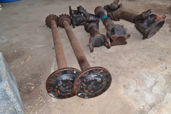 เพลาข้าง เพลากลาง FM227 ติดต่อ 0819730212 ยงค์ ราคา16000