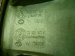 ขายฝาครอบล้อโฟ้ลค ขอบ 16 มี 4 วง สวย 2500 บาท