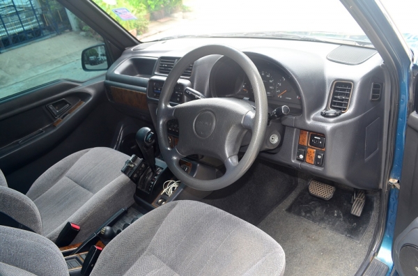 Vitara 1600 AUTO 4x4 5Dr แก๊ส LPG หัวฉีด Vitara 1600 AUTO 4x4 5Dr แก๊ส LPG หัวฉีด