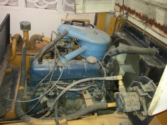 ขายรถตักล้อยางขนาดเล็ก KOMATSU SG10