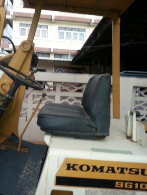 ขายรถตักล้อยางขนาดเล็ก KOMATSU SG10