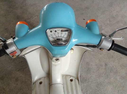 ขาย!!! ฮอนด้าจีออโน่50cc สต๊าทมือและเท้า รถเครื่องดีมากคับ ขับขี่ดี มีเอกสารซื้อขายคับ