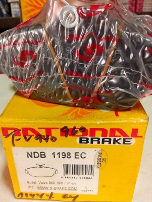 ขายผ้าเบรคหน้าวอลโว่ 940 ชุดละ 940 บาท