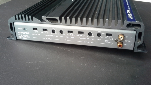 Alpine 4ch V12 รุ่น MRV-F250 Made in Japan