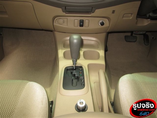 ขับง่าย ซ่อมง่าย ราคาถูก TOYOTA HILUX VIGO D4D Double Cab  3.0 AT ปี 2010