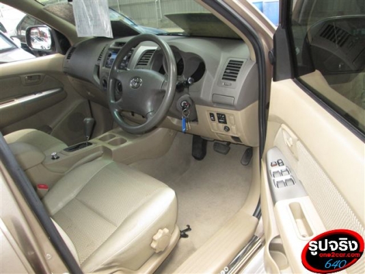 ขับง่าย ซ่อมง่าย ราคาถูก TOYOTA HILUX VIGO D4D Double Cab  3.0 AT ปี 2010