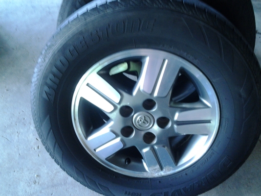 แม็กแท้ toyota vigo พร้อมยาง