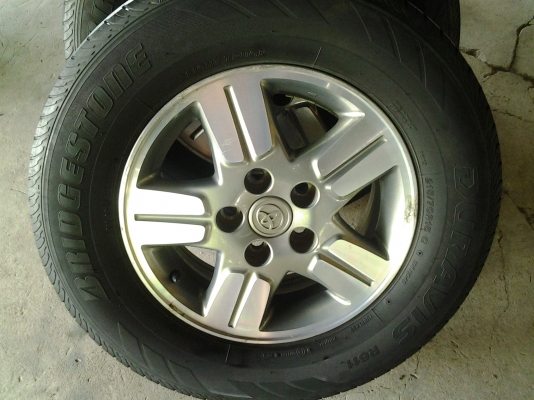 แม็กแท้ toyota vigo พร้อมยาง