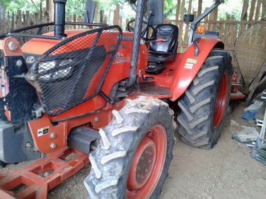 ขายแทรกเตอร์ M7040