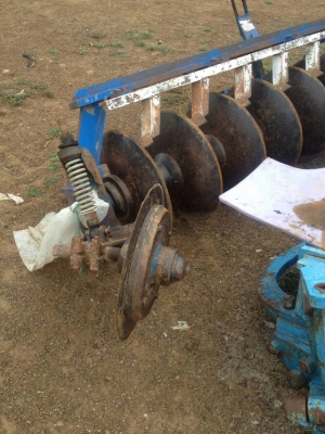 ขายผาน 7 ส.ยนต์ เพลาตุ๊กตาช่วง 11 ราคา 25000 ขายผาน 7 ส.ยนต์ เพลาตุ๊กตาช่วง 11 ราคา 25000