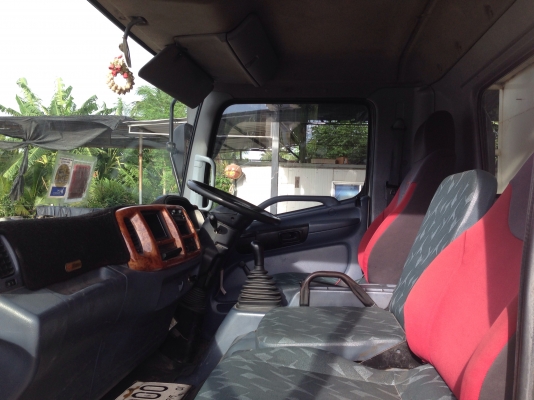 6ล้อHINO/เมกก้ากะบะยาว5.50ม.