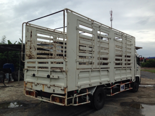 6ล้อHINO/เมกก้ากะบะยาว5.50ม.