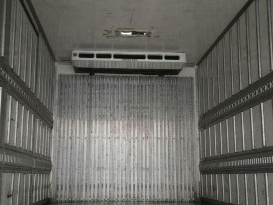 ขาย รถบรรทุก6ล้อห้องเย็น ISUZU พร้อมห้องเย็น 6 เมตร มือสอง ปี 2006 รุ่น NQR 130แรงม้า เกียร์ธรรมดา สภาพดี