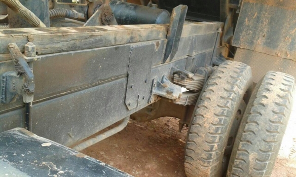 รถอีซูซุ 6 ล้อดั้ม 195 แรงม้า. ปี 39 สนใจติดต่อ 081 - 6079515 รถอีซูซุ 6 ล้อดั้ม 195 แรงม้า. ปี 39 สนใจติดต่อ 081 - 6079515