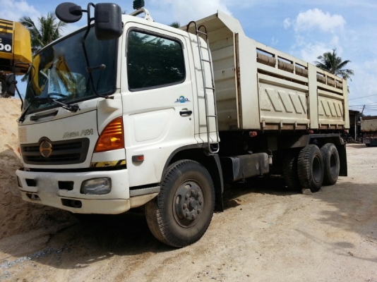 รถฮีโน่ 10 ล้อดั้ม 260 แรงม้า ปี 49   สนใจติดต่อ 081 - 6079515