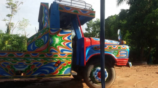 รถเทเลอร์สภาพพร้อมใช้ครับ เครื่อง175 เพลาใหญ่ 320000