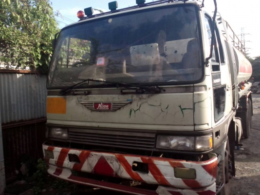 ขายรถ10ล้อบรรทุกน้ำมันเก่า ถูกๆตามสภาพ