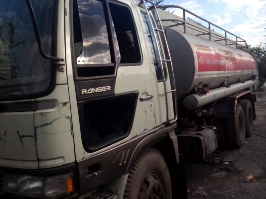 ขายรถ10ล้อบรรทุกน้ำมันเก่า ถูกๆตามสภาพ