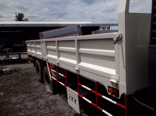 ขายรถบรรทุก10ล้อ1เพลา ยาว7เมตร รถประกอบ พร้อมใช้งาน