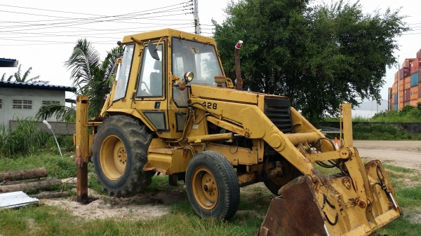 ขายด่วน รถตัหน้าขุดหลัง CAT 428 เพลาเดียว เอกสารเล่มทะเบียน ลดราคาหลือ 320,000