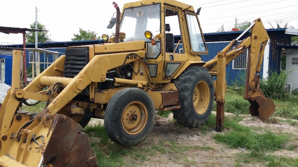 ขายด่วน รถตัหน้าขุดหลัง CAT 428 เพลาเดียว เอกสารเล่มทะเบียน ลดราคาหลือ 320,000