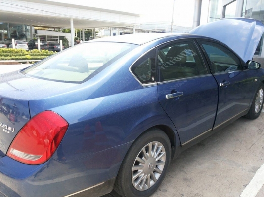 ขายด่วน รถสวย มือเดียว สนใจ 081-659-9559