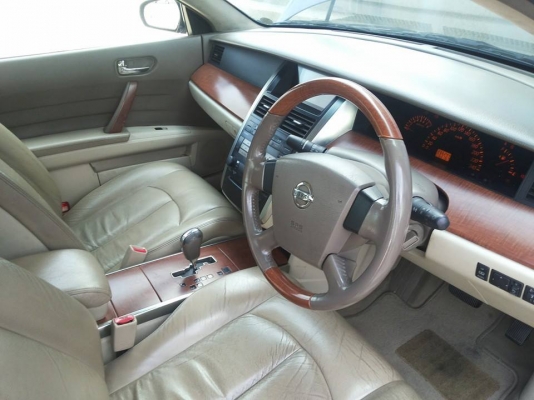 ขายด่วน รถสวย มือเดียว สนใจ 081-659-9559