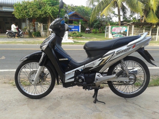 เวฟ 125sโฉมไอ   สตาสมือและเท้า  20500 บาท