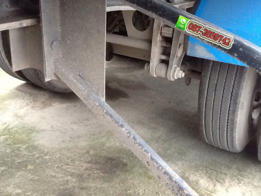 ขายรถหัวลาก  ติดก๊าฃ NGV พร้อมหางพื้นเรียบ 3 คาน  ราคาขายคันละ   2,350,000 บาท