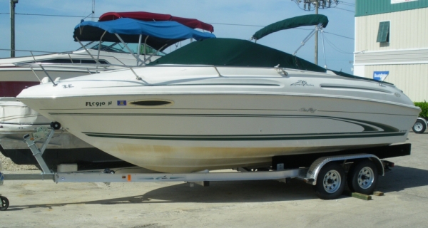 ขายด่วน เรือ Sea Ray 215 Express Cruiser