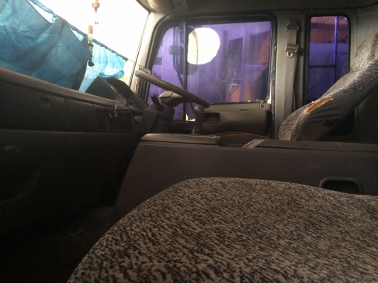 ขายด่วน  รถสิบล้อสองเพลาดั้มพ์ HINO  FM  2K  NLD ปี 44  พร้อมใช้งาน  สภาพเดิมๆ  สวย ยางดีทุกเส้น