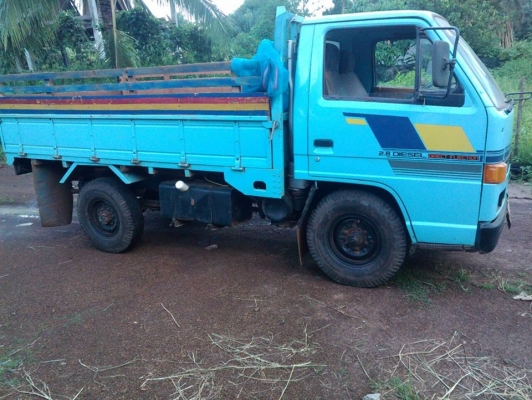 ***ขายแล้วครับขอบคุณ Truck2hand ขาย4ล้อกลาง ISUZU NKR 88 เกียร์ยาว ทะเบียนรถบรรทุก จดใหม่ ปี40เครื่องเดิมเกียร์เดิม เครื่อง4JB1-88แรง 4สูบ แน่นดีแรงดี ไม่เยิ้ม เกียร์ยาวเดิมๆไม่หลุดไม่หอน ช่วงล่างเดิม คัสซีสวยเดิมไม่ปะไม่ดามไม่บวม เพลาลอย กระบะพื้นไม้ มีค