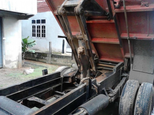 ***ขายแล้วครับขอบคุณ Truck2hand ขาย6ล้อดั้ม5คิว ISUZU 115 ตัวแรก คัสซี7xxxx แบบรุ่น NPR59LU เครื่องเดิมเกียร์เดิม 4BD1-115แรง แน่นๆแรงดี เกียร์สั้นสาย เข้าง่ายไม่มีหลุด ช่วงล่างคานหน้า6น็อต เฟืองท้ายFแล้ว คัสซีสวยเดิมไม่ปะไม่ดาม กระบะดั้มเหล็ก5ตัน3.60ม.ยิ