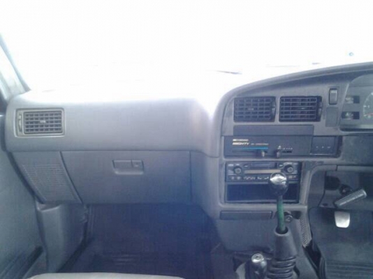 ขายHILUX  LN106 คานแข็ง 4ประตู