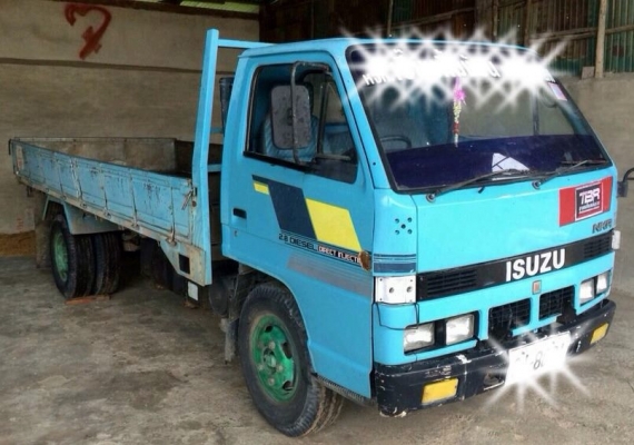 **285,000 บ.ต่อรอง**ขาย6ล้อสวยบาง ISUZU KNR110 JAANKR58LK ห้างแท้เกียร์ยาวปี32 เครื่องเดิมเกียร์เดิม 4BE1-110แรงฝาดำ เครื่องดีแรงดี แน่นๆไม่เยิ้ม เกียร์ดีไม่มีหลุด ช่วงล่างเดิม คัสซีสวยเดิม ไม่ปะไม่ดาม กระบะคาร์โก้ 4.30ม.สภาพสวย พื้นดีข้างสวยไม่มีผุ หัวเก