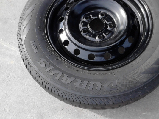 กะทะล้อ 5 รู  ของ TOYOTA รถกระบะ    มี  2  ล้อ    TEL.081-427-3941