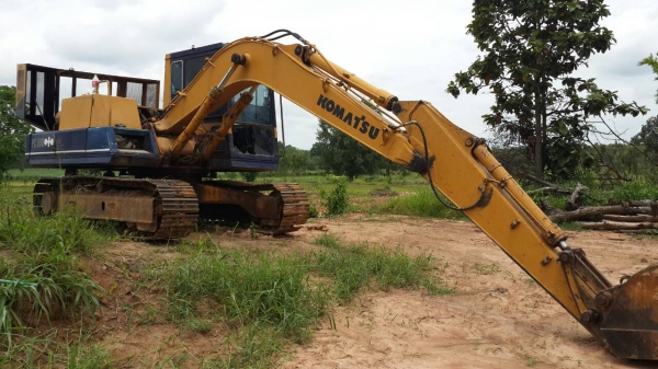 ขายด่วนKOMATSU 100-3เล่มทะเบียน เครื่องติดยาก โซ่บางข้างนึง ราคาเบาๆโทร0843923995 ขายด่วนKOMATSU 100-3เล่มทะเบียน เครื่องติดยาก โซ่บางข้างนึง ราคาเบาๆโทร0843923995