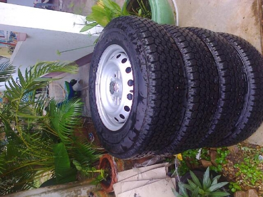 ล้อกะทะ16พร้อมยางบิดโตน205ป้ายแดงปี5113 ล้อกะทะ16พร้อมยางบิดโตน205ป้ายแดงปี5113