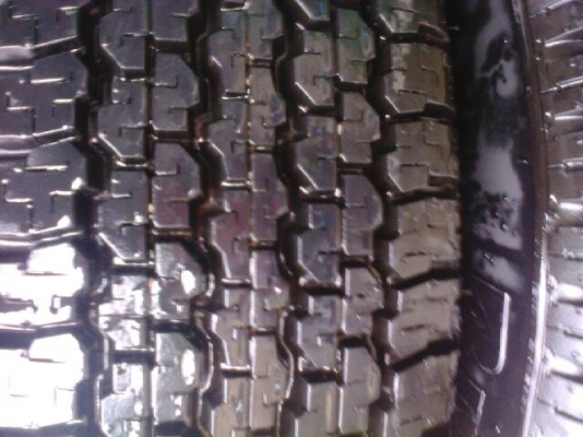 ล้อกะทะ16พร้อมยางบิดโตน205ป้ายแดงปี5113 ล้อกะทะ16พร้อมยางบิดโตน205ป้ายแดงปี5113