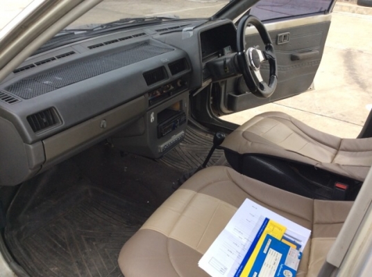 ขายรถนิสสัน ซันนี่ b11 ปี 93 เครื่องเดิม 1.3 เกียร์ธรรมดา ติดแก๊ส LPG ภายในเบาะหนังเดิมๆ สะอาด วิทยุ CD แอร์เย็น ตัวถังบางเดิม มีริ้วรอยการใช้งาน เครื่องแน่นดี เกียร์แน่น ช่วงล่างดีมาก ไม่มีเสียงดัง รถขับดีครับ พร้อมใช้ ยางใหม่ ขายถูกครับ