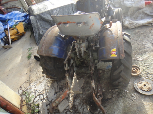 ขาย รถไถ ขาย รถไถ