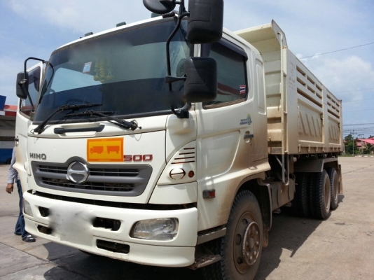 รถฮีโน่ 10 ล้อดั้ม 251 แรงม้า. ปี 53  ( รถวิ่ง 1xx,xxx กม. )  สนใจติดต่อ 081 - 6079515