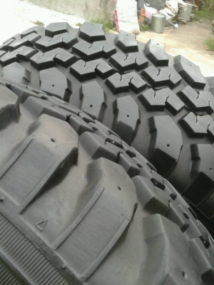 ขายยาง Mud 285/75R16 สวยๆ