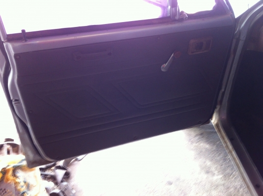 Datsun 720 ช่วงสั้นเดิมๆ ถูกๆ