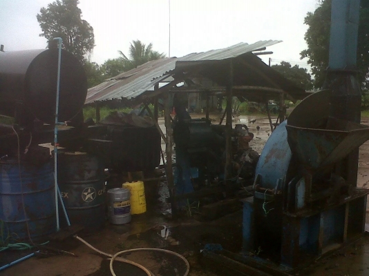 ขายเครื่องสัปไม้ รุ่น ๕ ใบมีด ไม้หน้า๒ถึงหน้า๘บดได้สบายที่สำคัญราคาสมเหตุสมผลซื้อวันนี้แถมที่ส่งในจังหวัดอุบล ตันละ1200 บาท โทรสอบถามได้ครับ