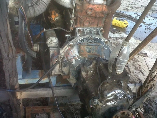 ขายเครื่องสัปไม้ รุ่น ๕ ใบมีด ไม้หน้า๒ถึงหน้า๘บดได้สบายที่สำคัญราคาสมเหตุสมผลซื้อวันนี้แถมที่ส่งในจังหวัดอุบล ตันละ1200 บาท โทรสอบถามได้ครับ