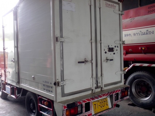 รถ6ล้อไปรษณีย์..150 แรง NPR75K9T รถสวย...ปี*53 ไมล์3แสนกว่า ห้างแท้เดิมๆ